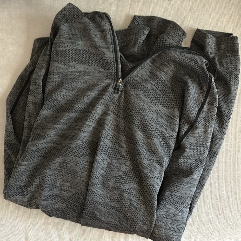 Lululemon Pullover - image 2
